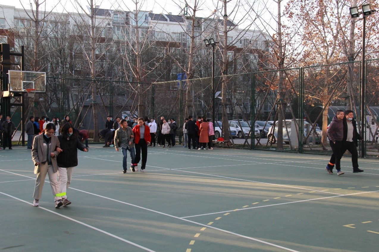 谈球吧入口机关工会组织开展“不忘初心接力跑，学习党史谱新篇”接力赛.jpg
