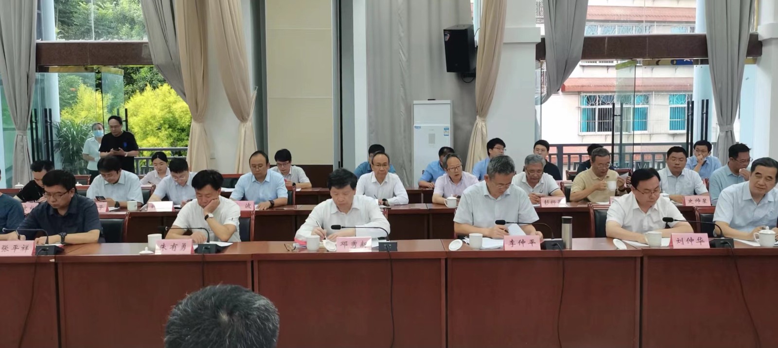 谈球吧入口调研组赴澜沧县调研乡村振兴工作.jpg