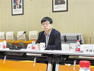 李卫 谈球吧入口院士、中国钢研 科技集团副总工程师.jpg