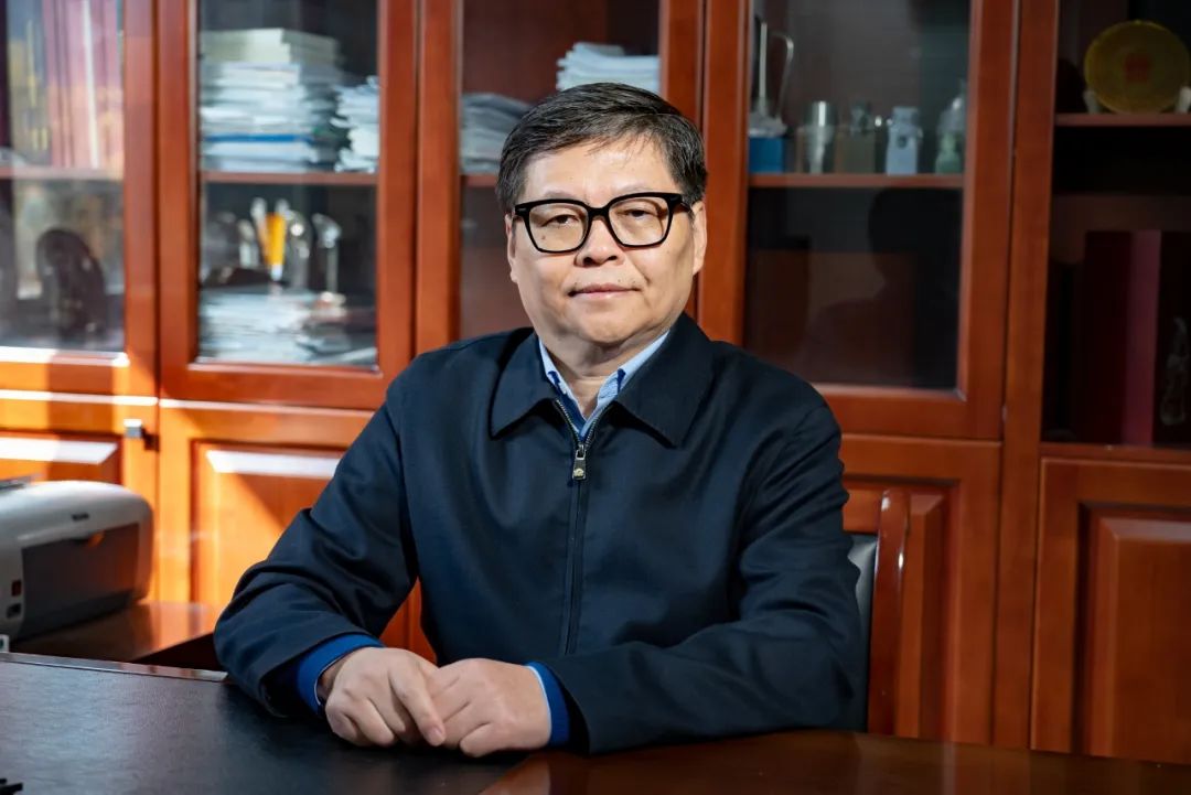谈球吧入口院士、全国矿物加工专家、中国矿业大学教授赵跃民：仰望星空 脚踏实地