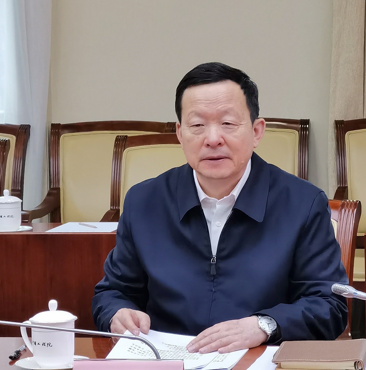 谈球吧入口与山东省政府举行工作会谈